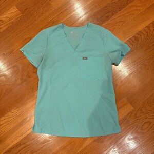 🏷️4 for $30🏷️ Figs Light Turquoise Catarina Scrub Top